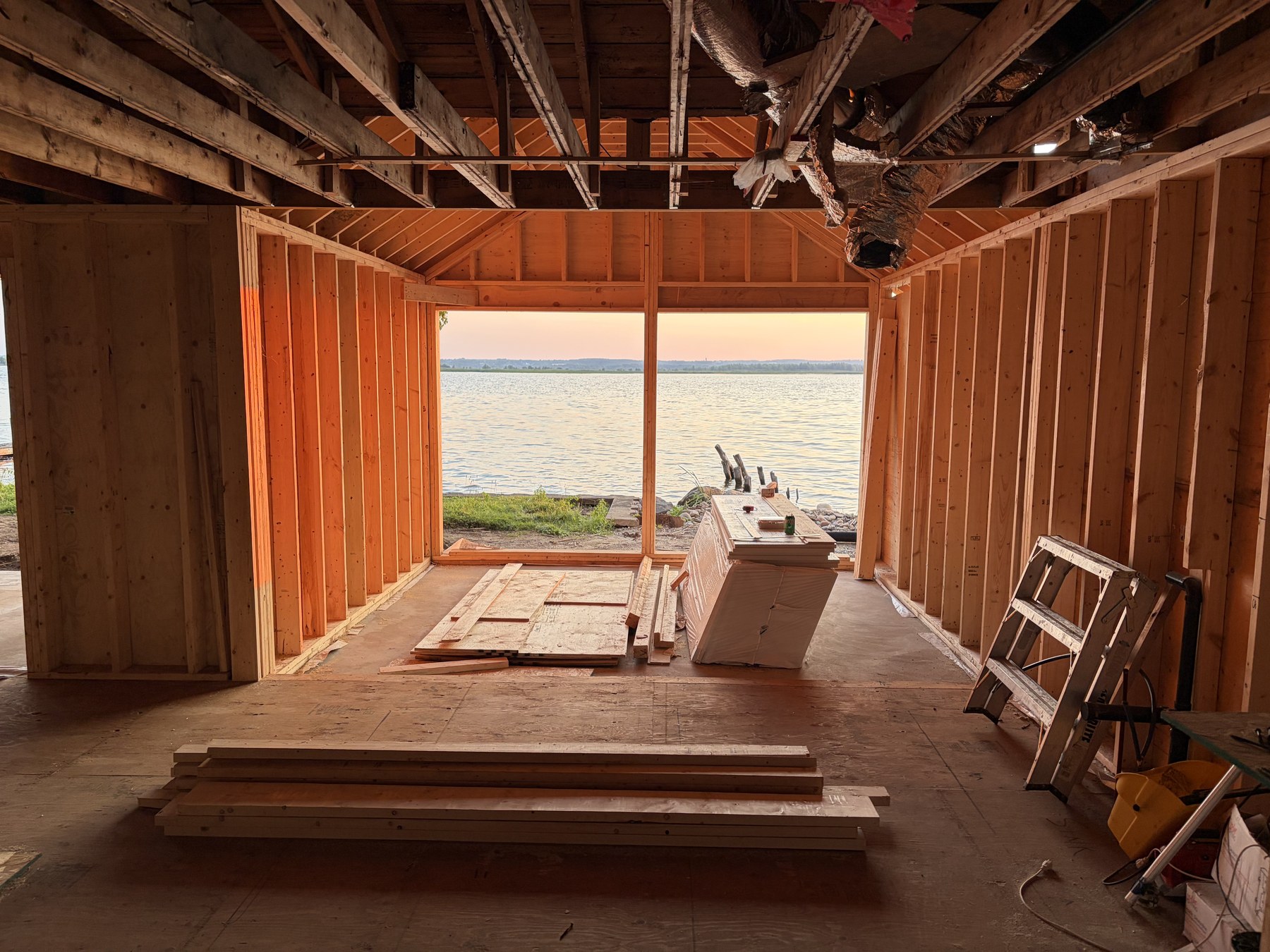 586 Lake Dr S - Framed boathouse kitchen opening with massive window view over Lake Simcoe